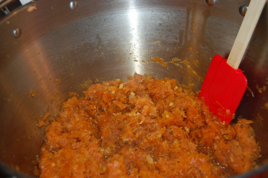How to make Gingered Up Carrot Relish - recipe method