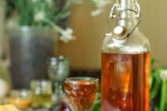 How do you make Amaretto | Find a recipe for Amaretto