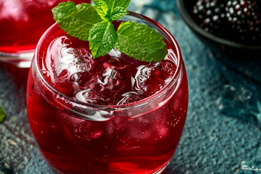 How to make Blackberry Cordial - recipe method