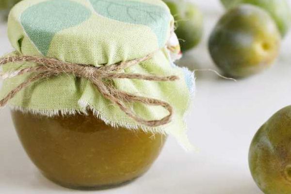 How do you make Greengage Chutney | Find a recipe for Greengage Chutney