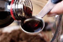 How do you make Vanilla Extract | Find a recipe for Vanilla Extract